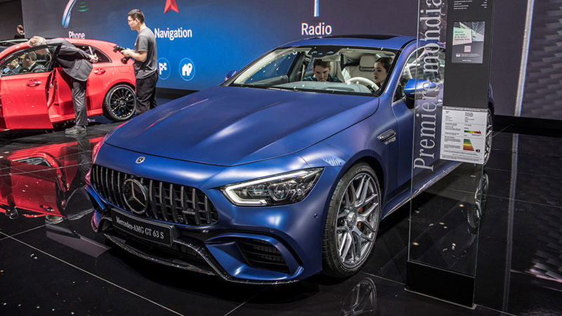 Mercedes-Benz AMG GT 4 cửa - đối thủ mới của Porsche Panamera